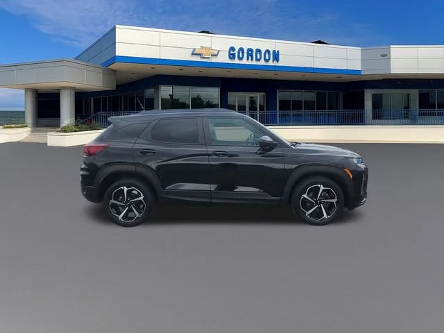 Used 2023 Mosaic Black Metallic Chevrolet RS image 6