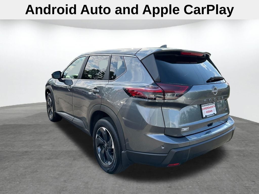 Used 2025 Gray Nissan SV image 8