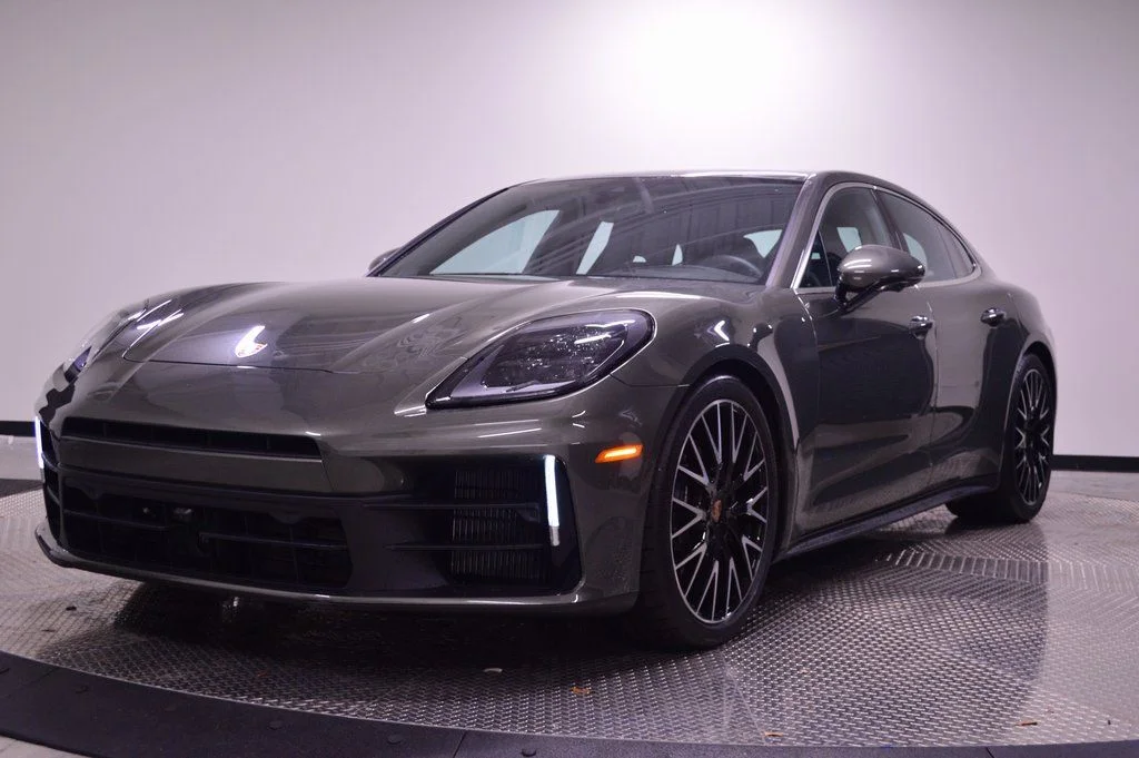 2025 Porsche Panamera