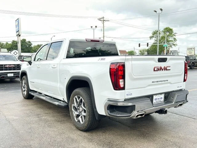 Used 2022 Summit White GMC SLE image 7