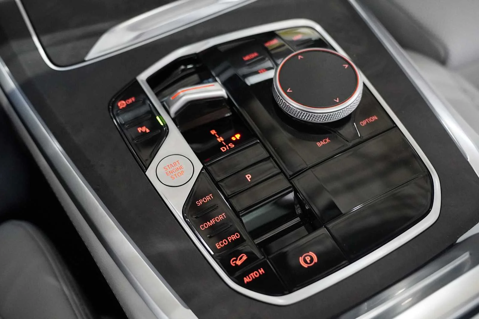 Certified Used 2026 Skyscraper Grey Metallic BMW xDrive40i image 19