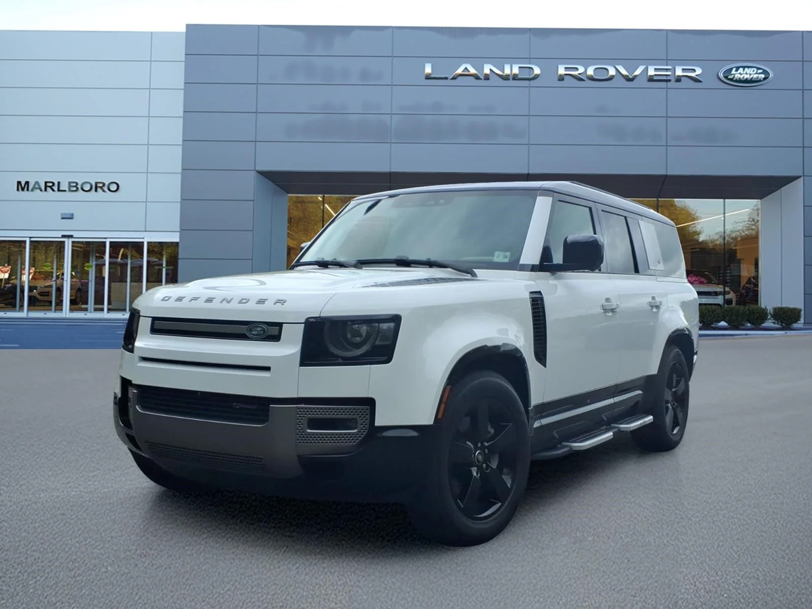 2023 Land Rover Defender X-Dynamic SE's photo