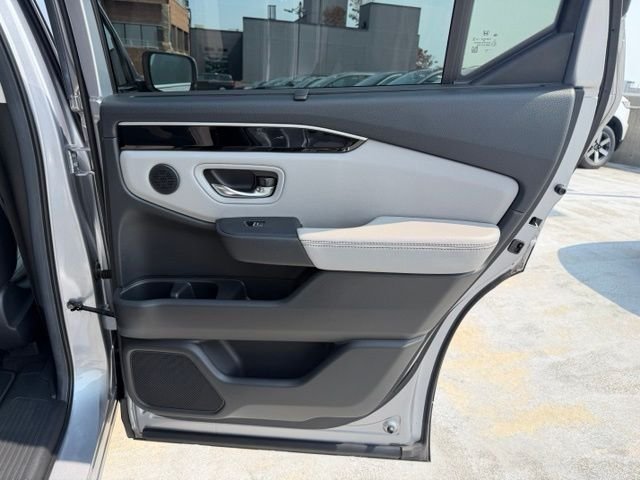 Used 2023 Gray Honda EX-L image 16