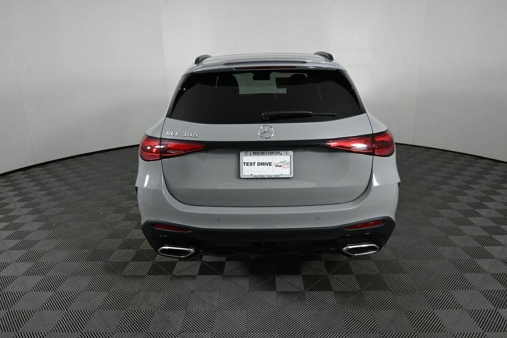 New 2026 MANUFAKTUR Alpine Grey Mercedes-Benz GLC 300 image 29