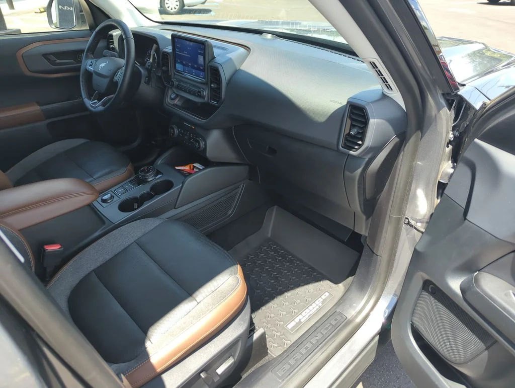 Used 2021 Gray Ford Outer Banks image 34