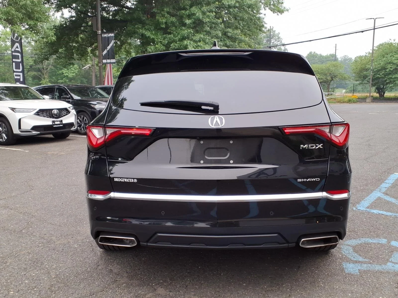 Used 2023 Majestic Black Pearl Acura SH-AWD TECH image 5