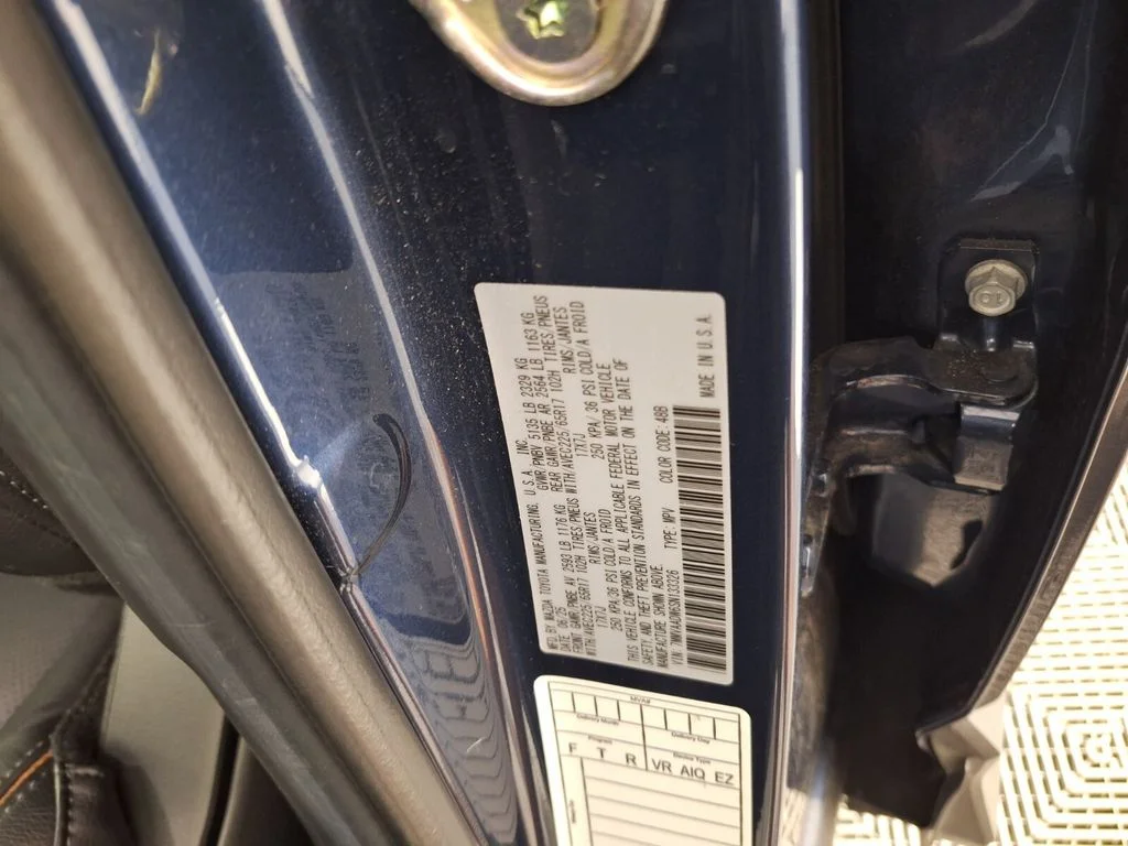 Used 2025 Blue Metallic Mazda Premium image 30
