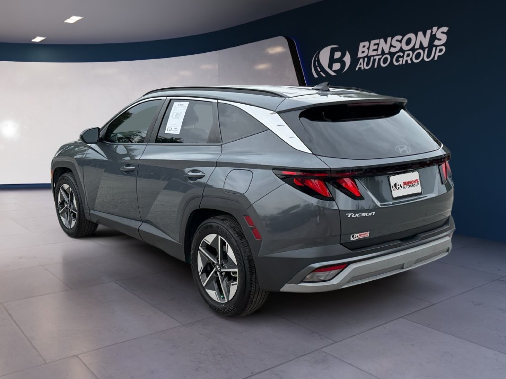Used 2025 Gray Hyundai SEL image 3