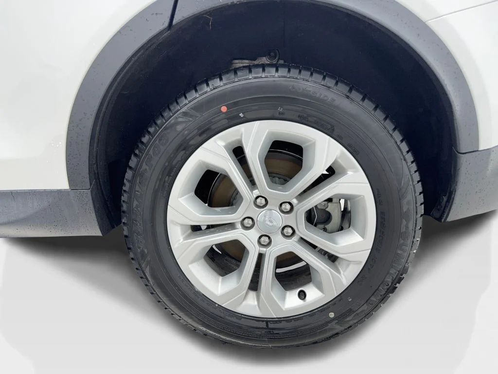 Used 2023 White Land Rover S image 11