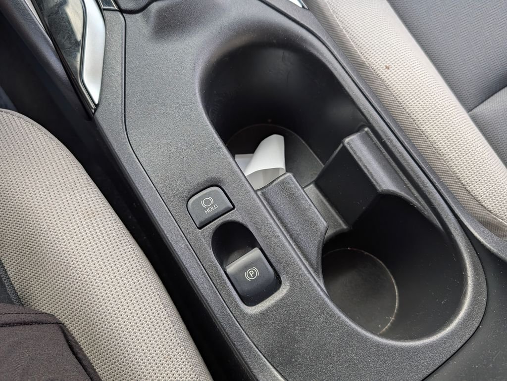 2023 Toyota Corolla LE - Photo 26