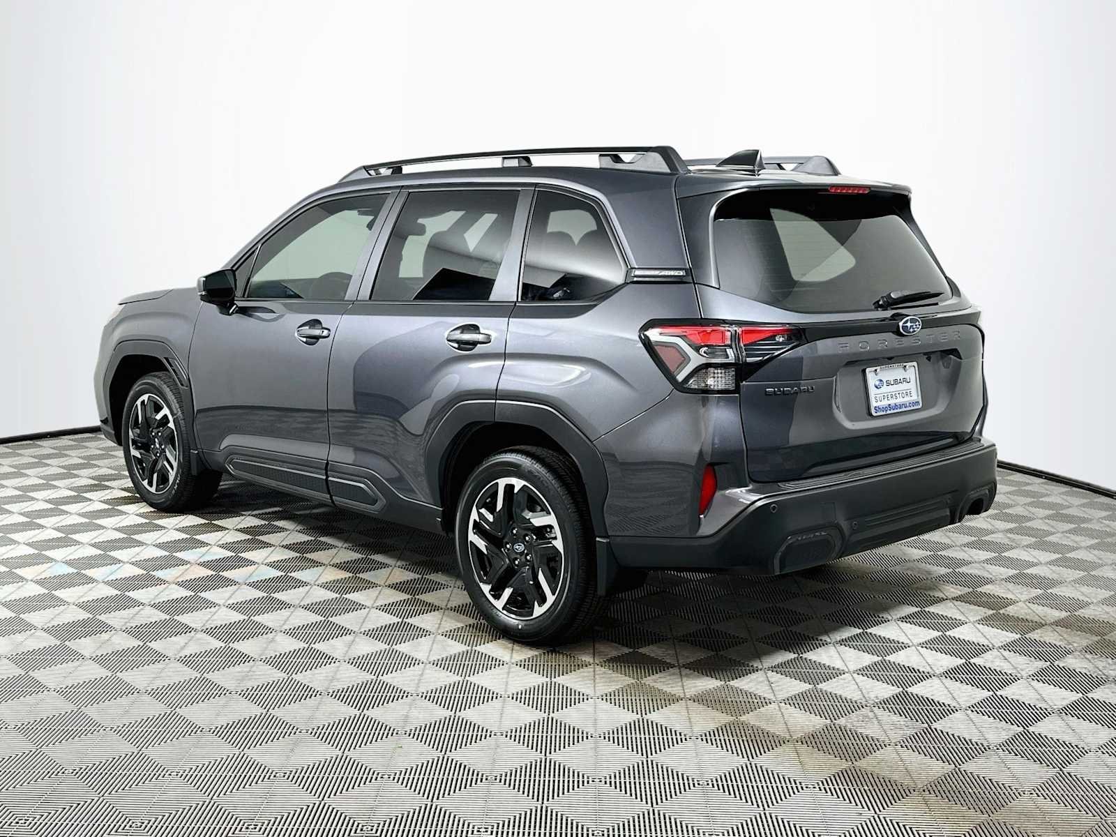 New 2026 MAGNETITE GRAY METALLIC Subaru Limited image 5