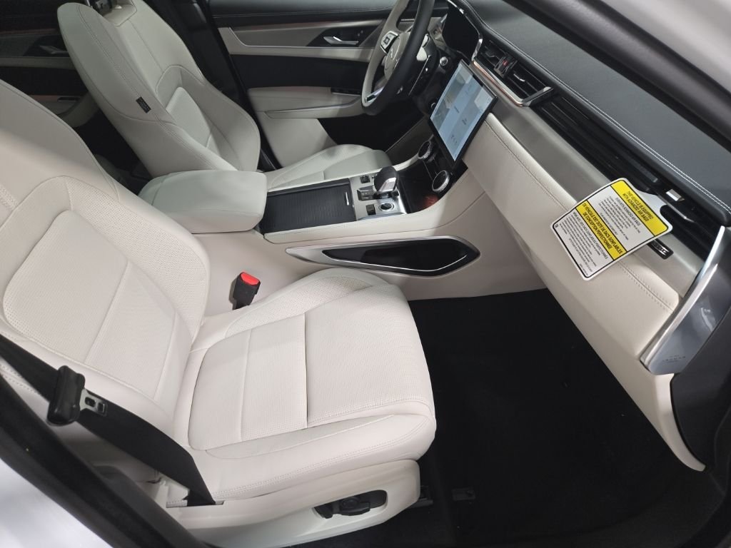 2026 Jaguar F-Pace R-Dynamic S - Photo 25