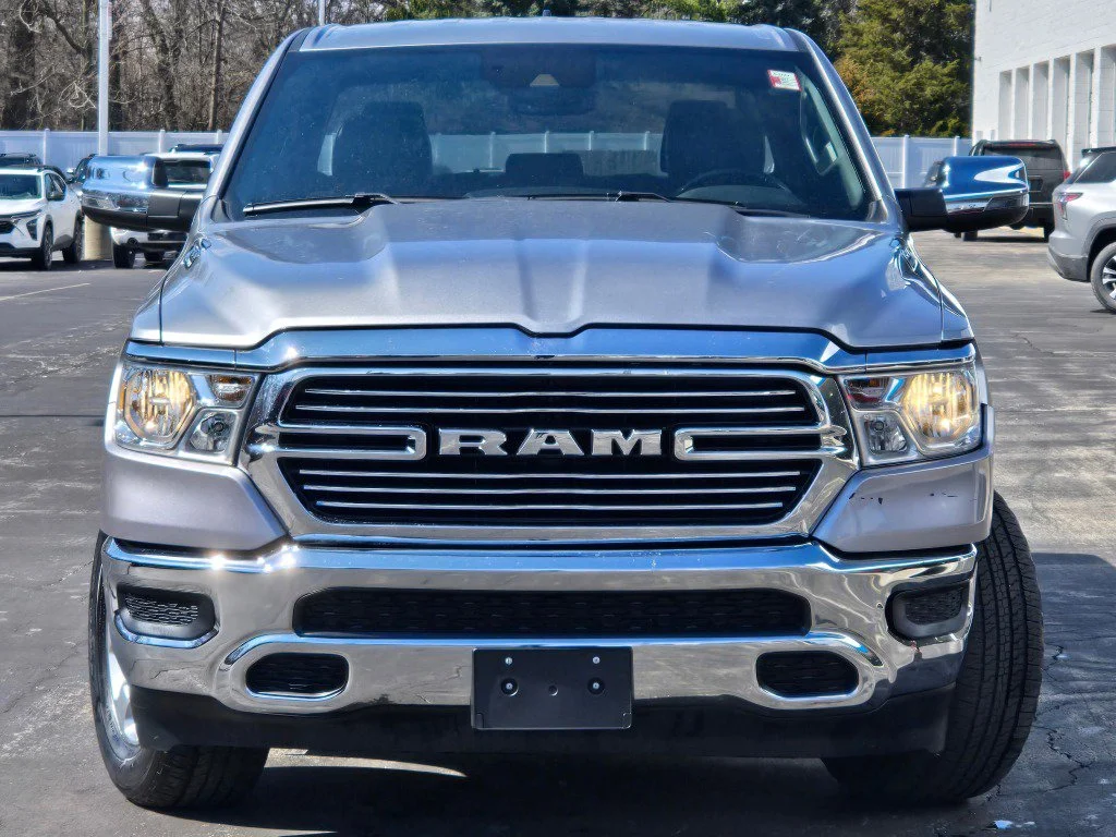 Used 2024 Silver Ram Laramie image 4