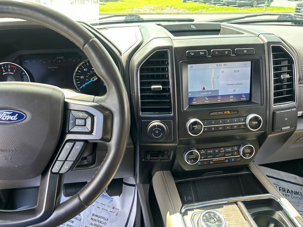 Used 2021 White Ford Limited image 19