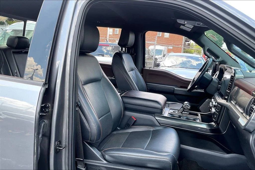 Used 2022 Gray Ford Lariat image 6