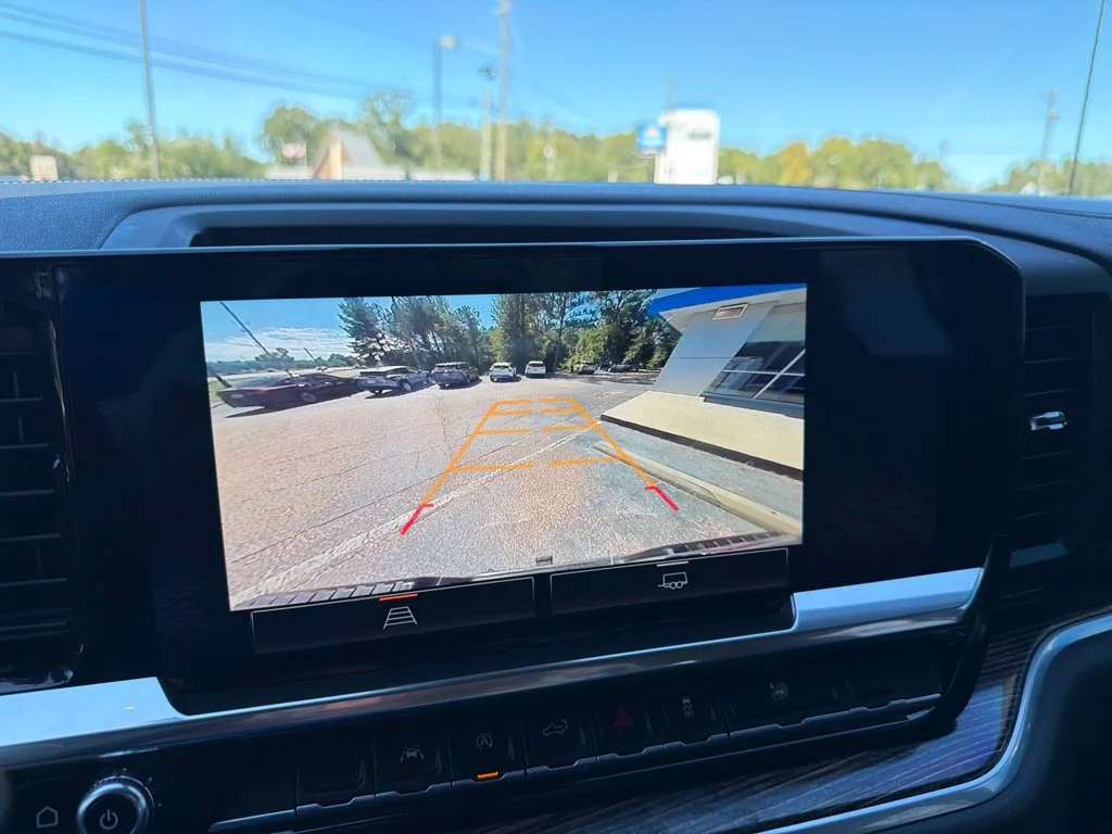 Used 2022 ONYX BLACK GMC SLE image 19