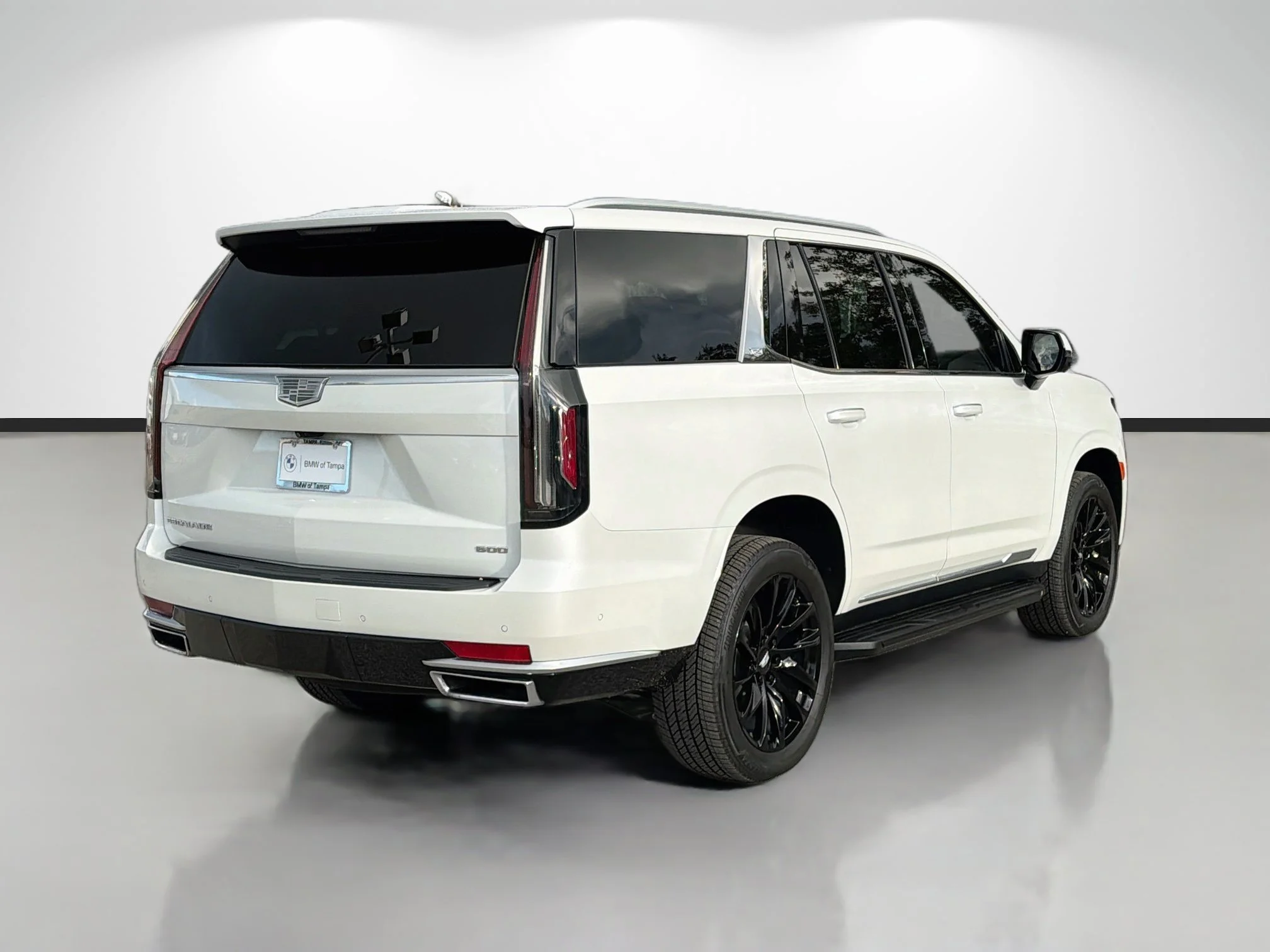 Used 2023 Crystal White Tricoat Cadillac 4WD Premium Luxury image 3