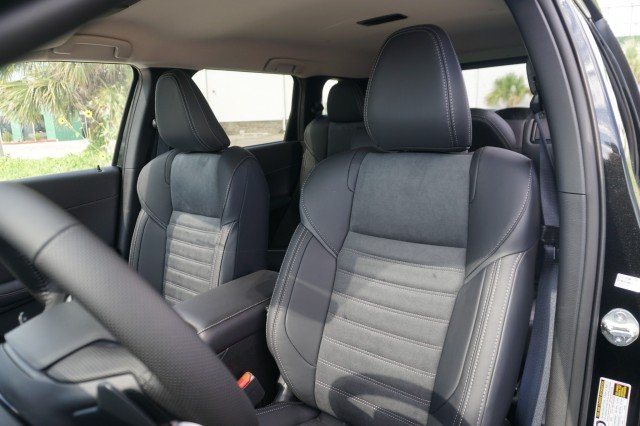 2025 Mitsubishi Outlander SE - Photo 18