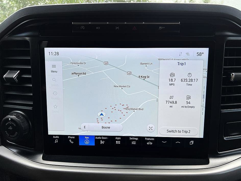 Used 2024 Gray Metallic Ford XLT image 17