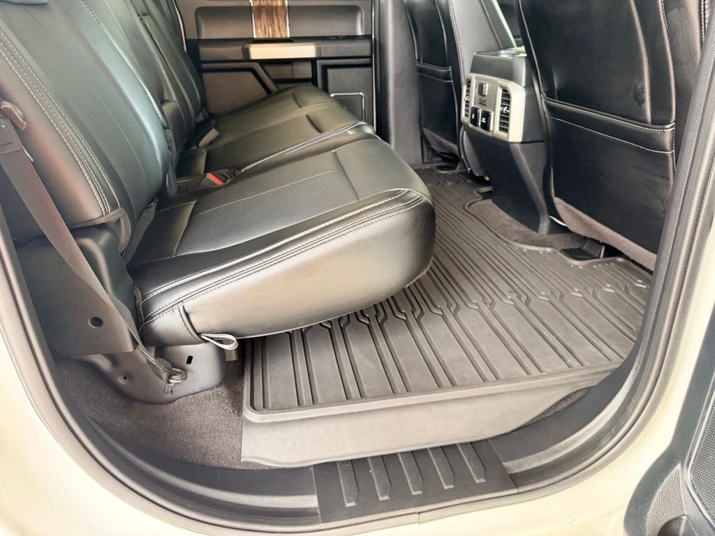 Used 2020 White Ford Lariat image 35