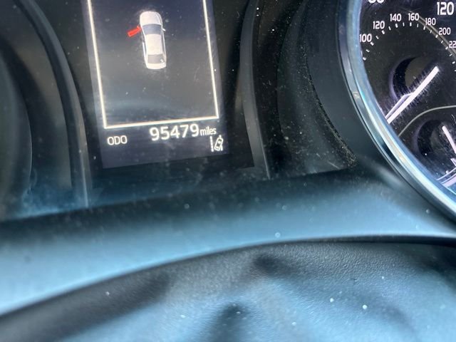 Used 2020 Red Toyota SE image 21