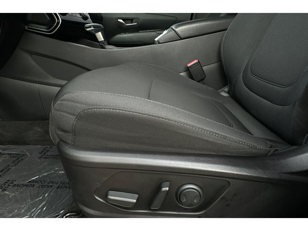 Used 2022 Phantom Black Hyundai SEL image 13