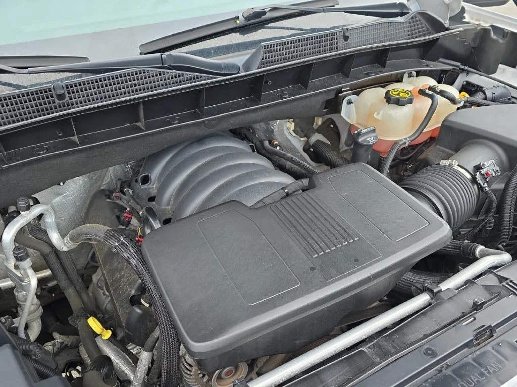 Used 2021 White GMC Denali image 15