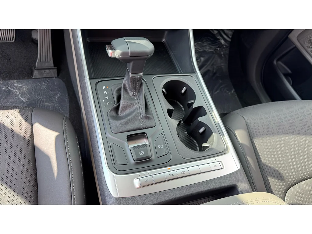 New 2027 Gry Kia LX image 21