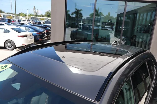 Used 2025 Machine Gray Mazda Premium image 11