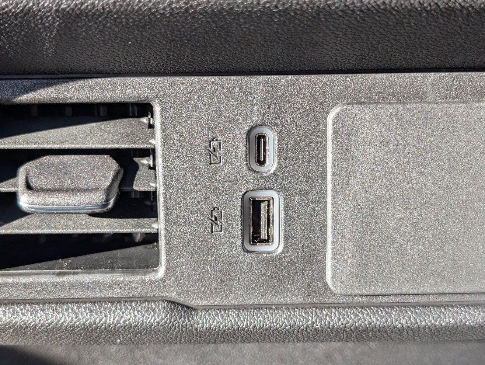 New 2026 Onyx Black GMC Pro image 33