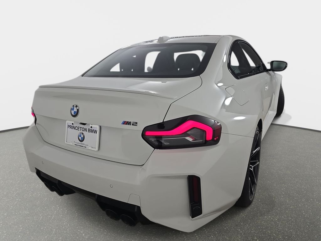 Used 2025 Alpine White BMW  image 36