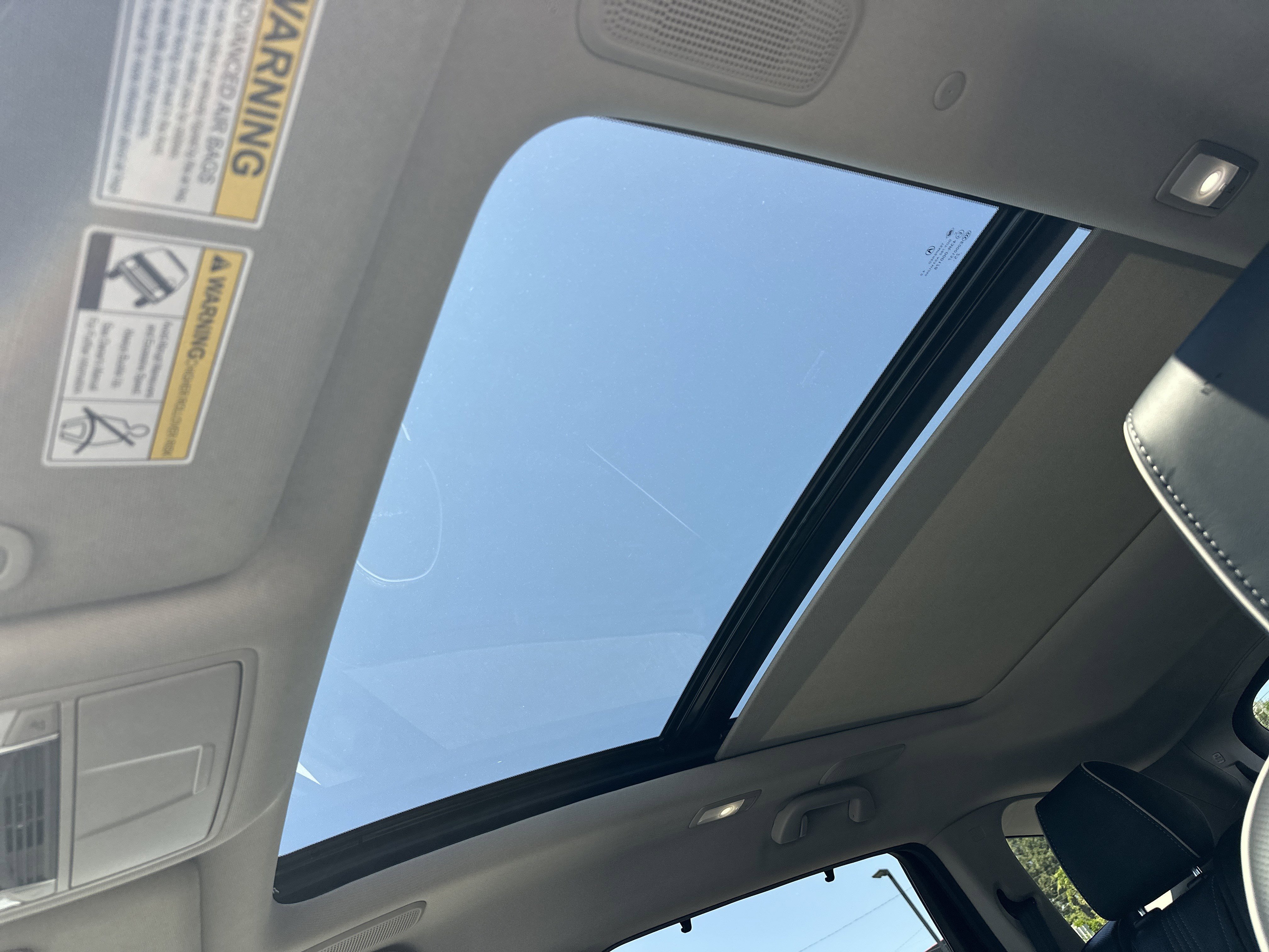 New 2026 Liquid Carbon Metallic Acura w/Advance Package image 27