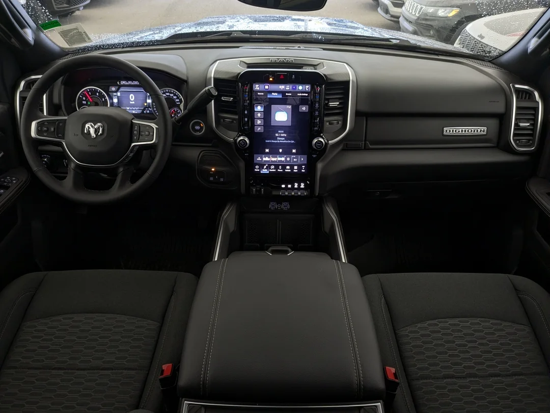 New 2026 Blue RAM Big Horn - - 6.7L HO Diesel - 5th Wheel/Gooseneck Prep - Sport App Pkg - Nav - Cargo Cam & More! image 26