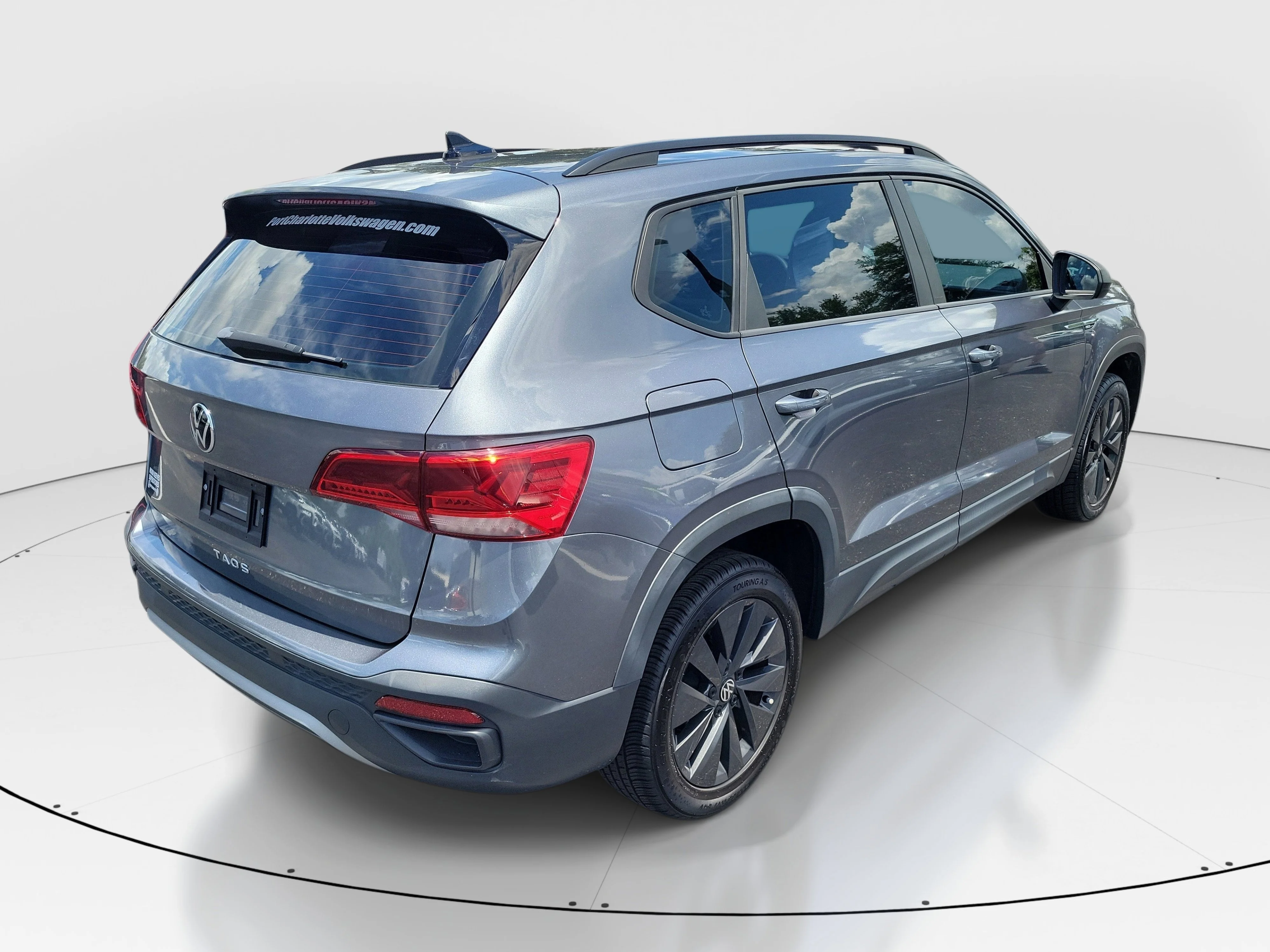 Used 2022 Gray Volkswagen 1.5T S image 31
