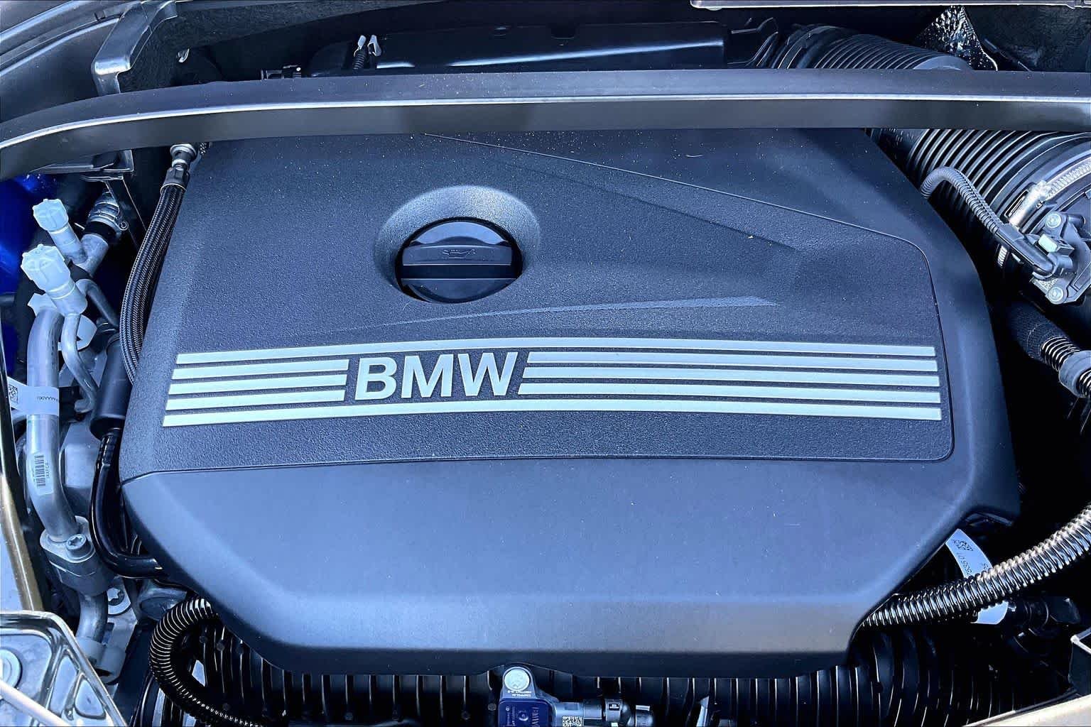 Used 2025 Portimao Blue Metallic BMW xDrive28i image 17