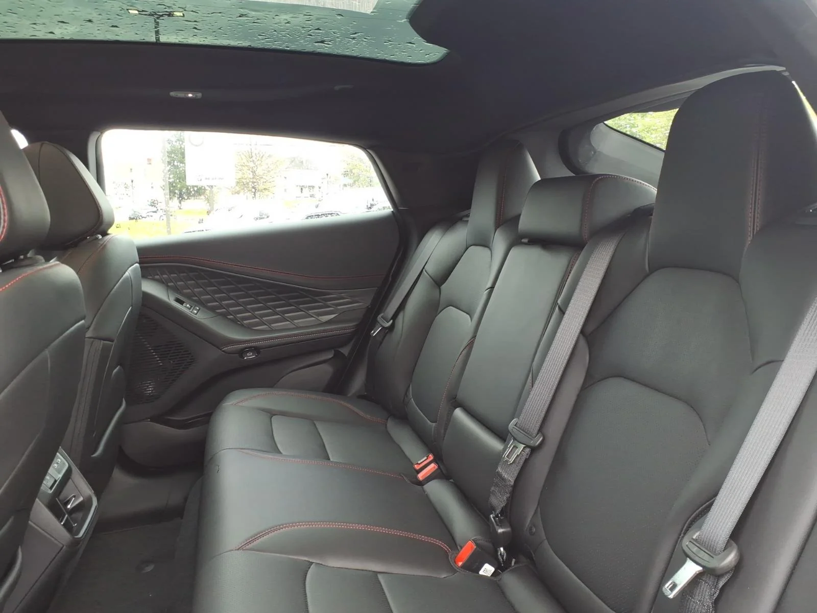 New 2026 White Knuckle Exterior Paint Dodge R/T Plus image 5