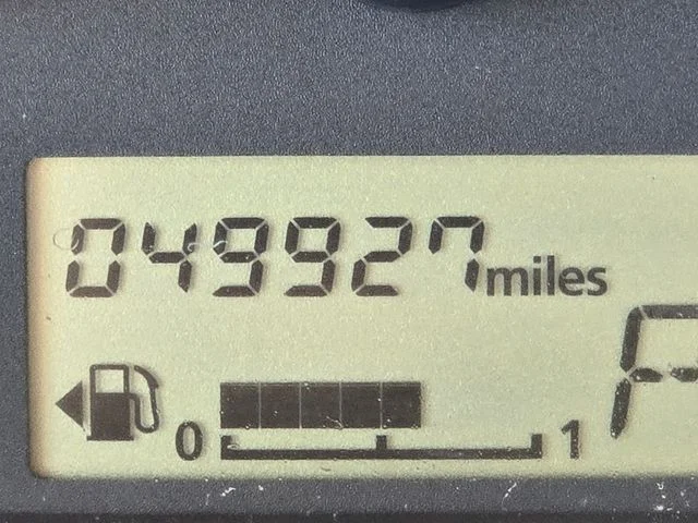 Used 2024 Black Mitsubishi ES image 33