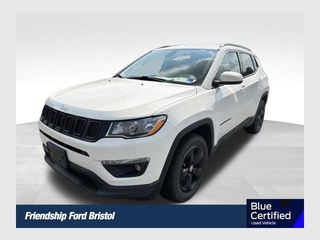 Used 2019 White Jeep Latitude image 1