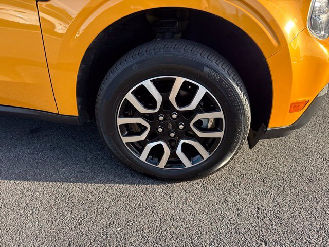 Used 2022 Orange Ford Lariat image 11