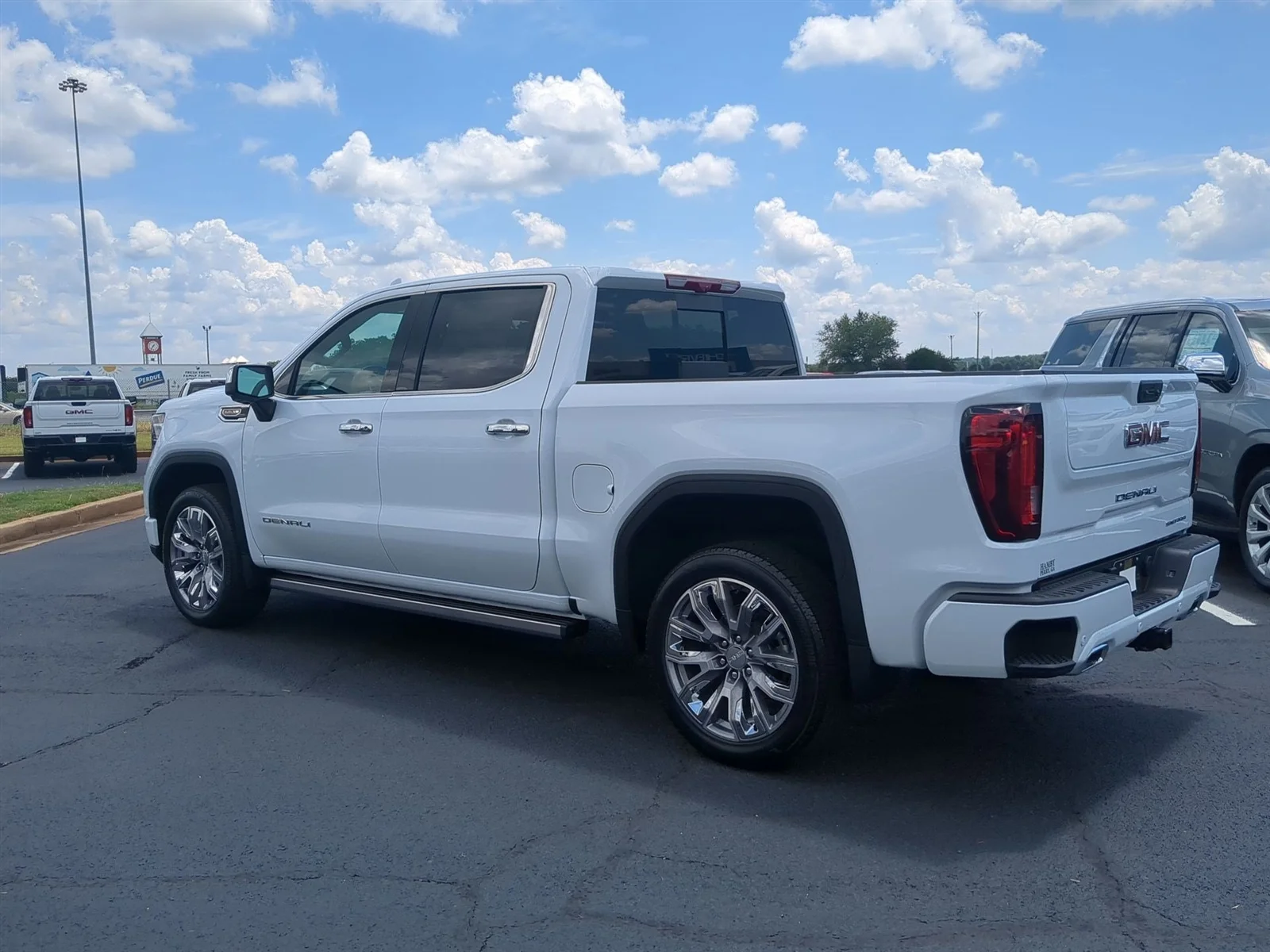New 2026 Glacier White Tricoat GMC Denali image 30