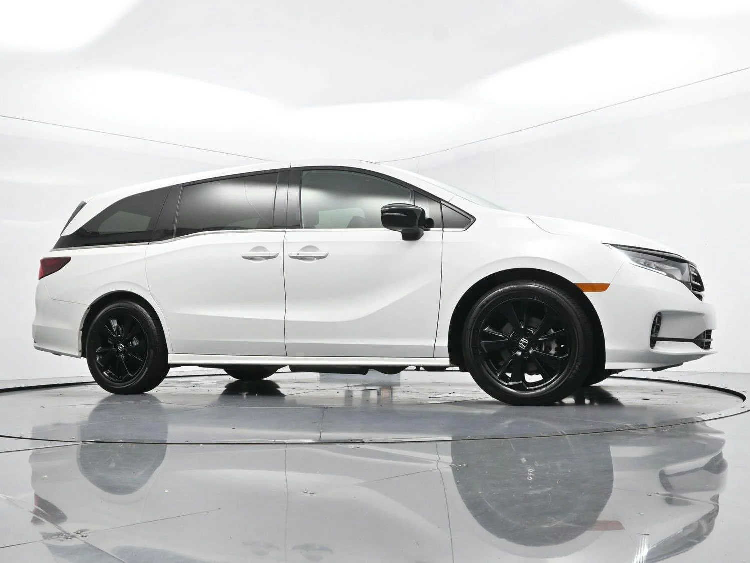 Used 2024 White Honda Sport image 40