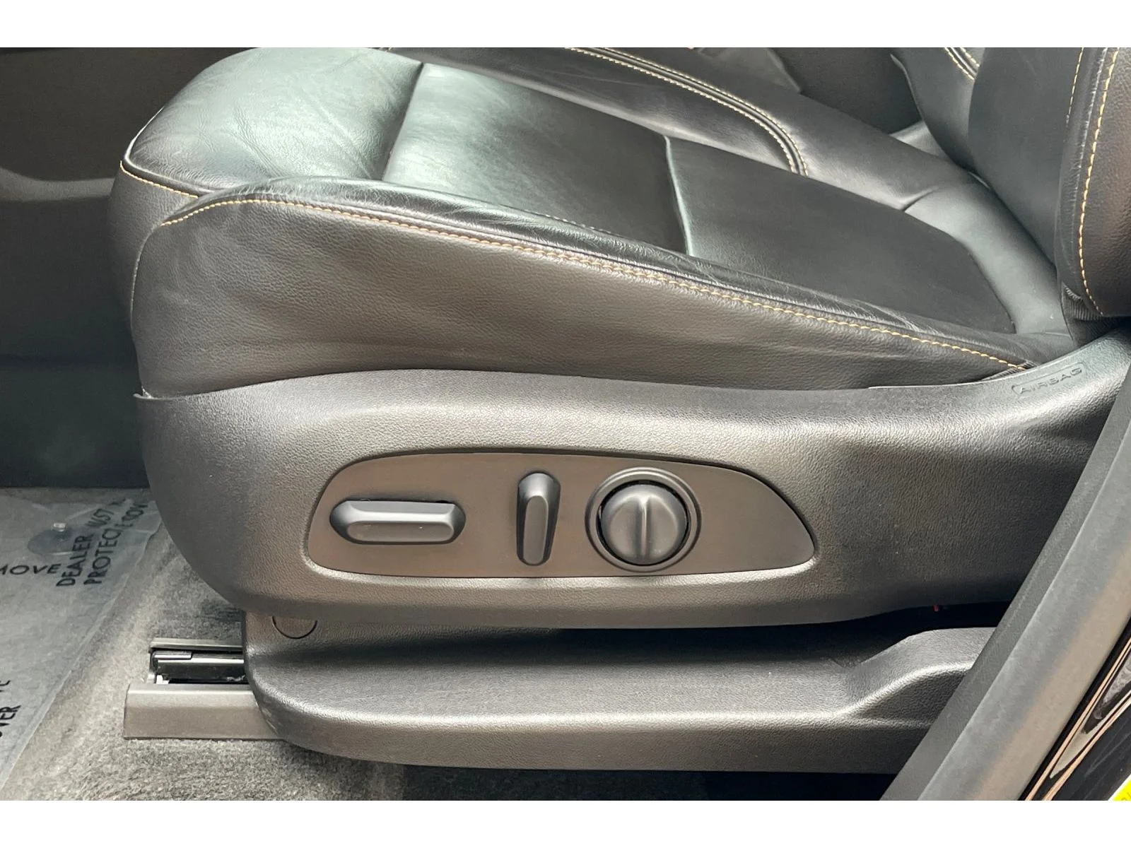 Used 2021 Mosaic Black Metallic Chevrolet LT Leather image 13
