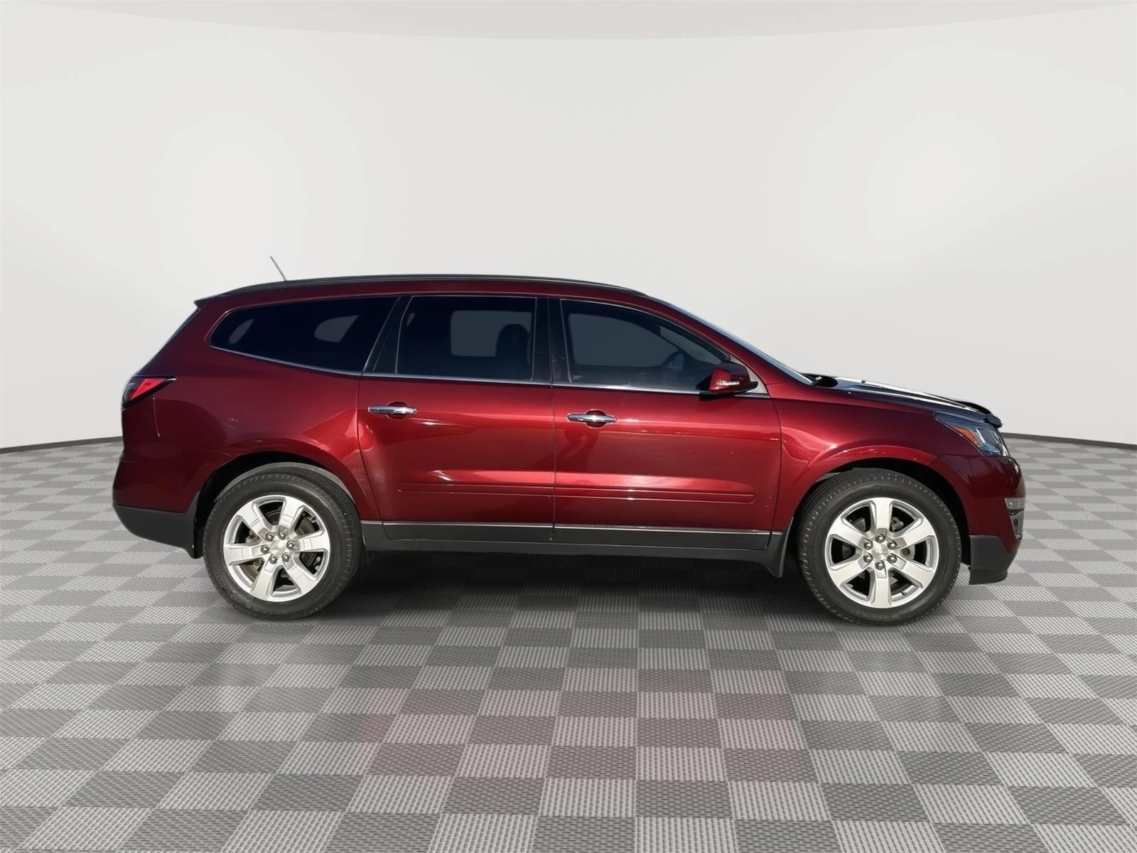 Used 2017 Siren Red Tintcoat Chevrolet LT image 3