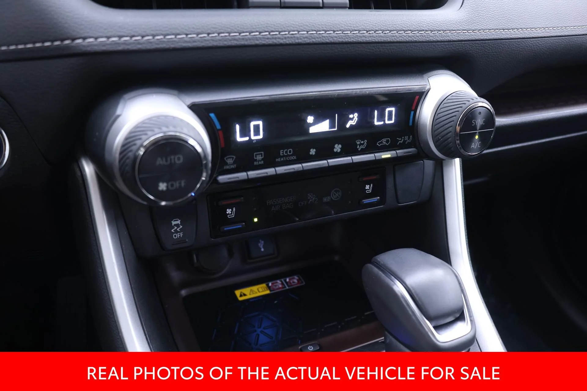 Used 2022  Toyota Limited image 6