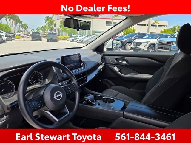 Used 2024 White Nissan SV image 4