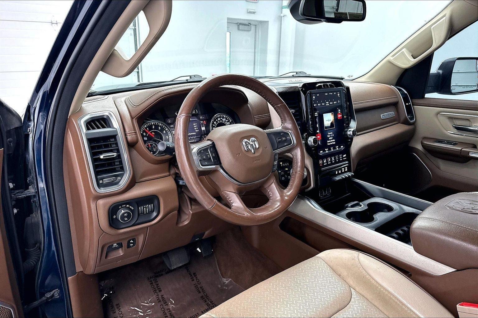 Used 2020 Patriot Blue Pearlcoat Ram Laramie image 19