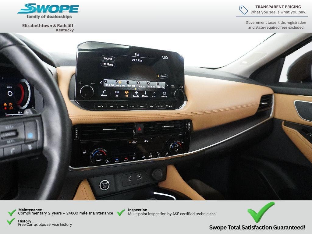 Used 2021 Caspian Blue Metallic/Super Black Nissan Platinum image 23