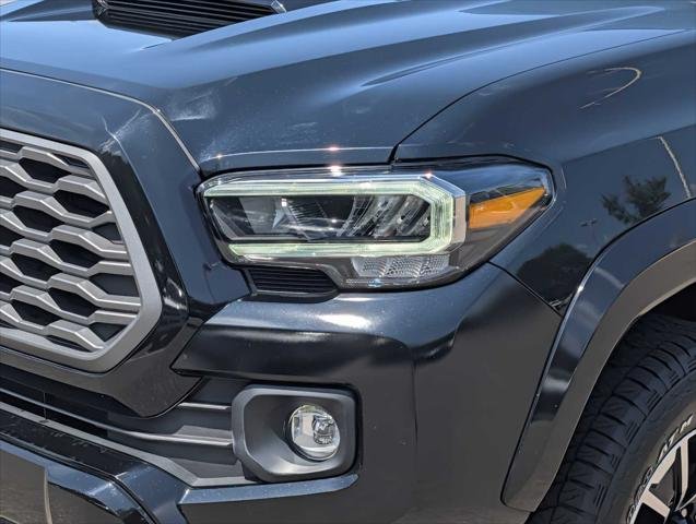 Certified Used 2022 MIDNIGHT BLACK METAL Toyota  image 16