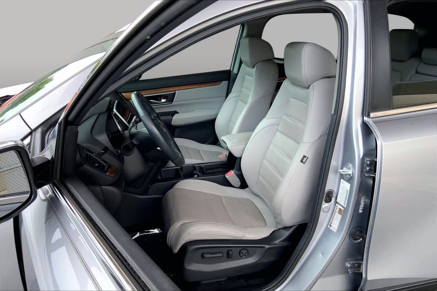 Used 2021 Lunar Silver Metallic Honda EX-L image 8