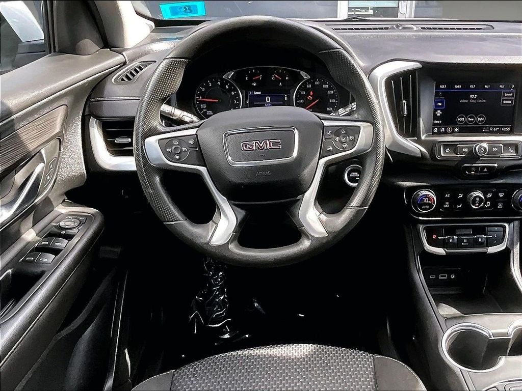 Used 2023 White GMC SLE image 18